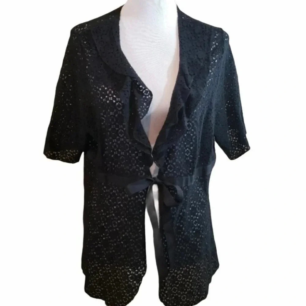 Avenue 18/20 black lace short sleeve Lightweight‎ jacket